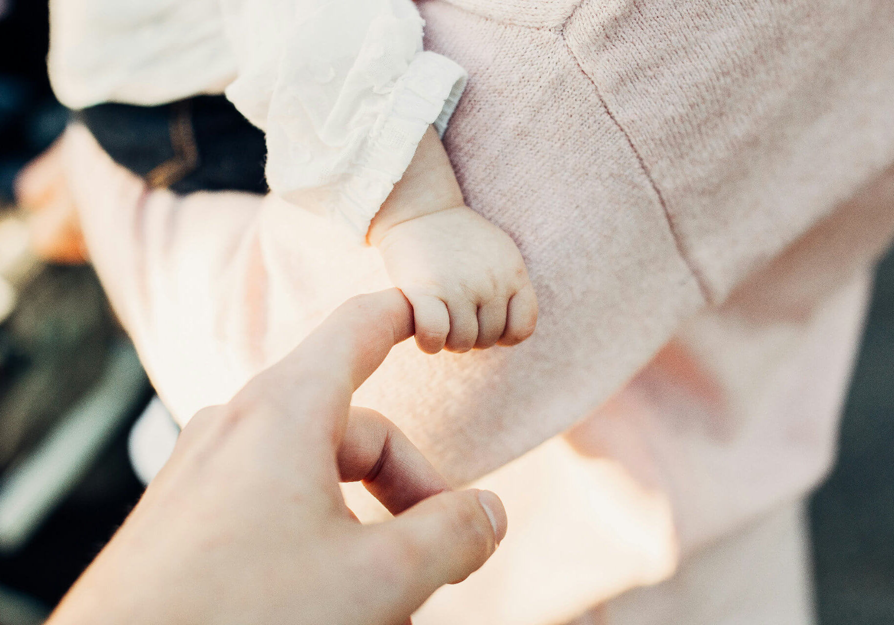 joshua-reddekopp-qLFJKFBppPM-unsplash